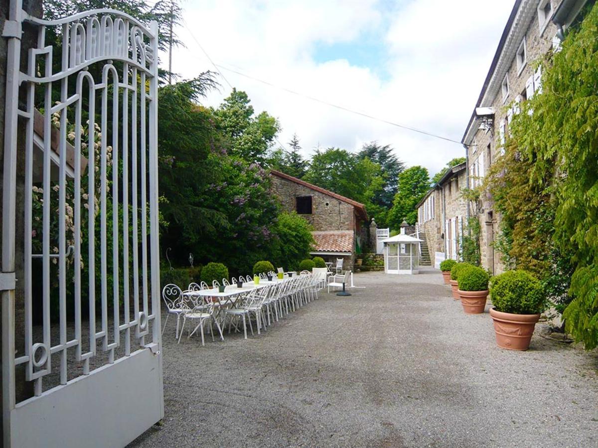Manoir Majestueux A Satillieu Avec Piscine Privee Buitenkant foto