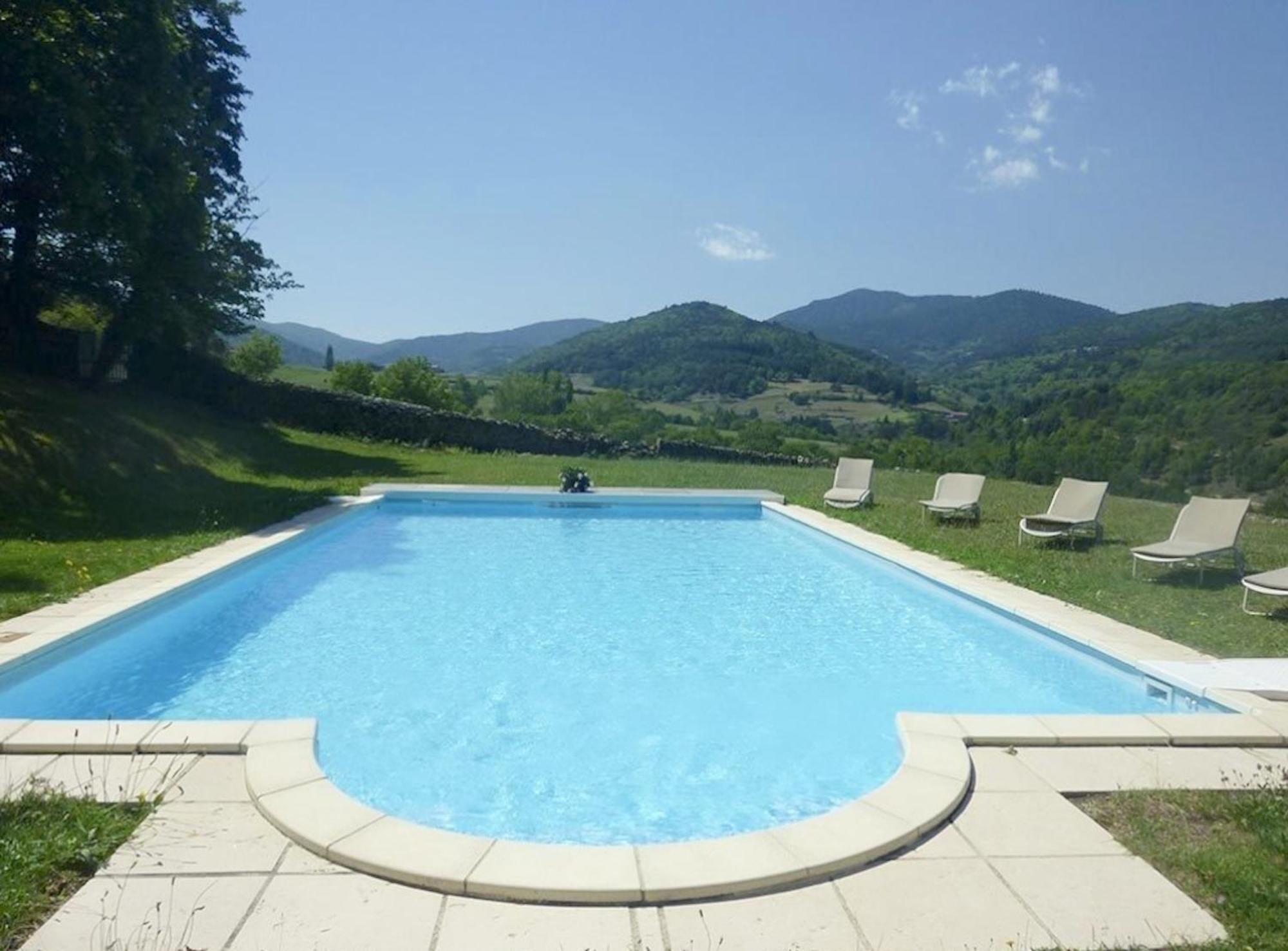 Manoir Majestueux A Satillieu Avec Piscine Privee Buitenkant foto